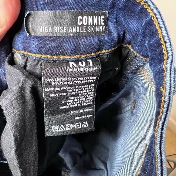 KUT from the Kloth Connie Mid-Rise Ankle Skinny in Giddy
Size 0 - Picture 6 of 6
